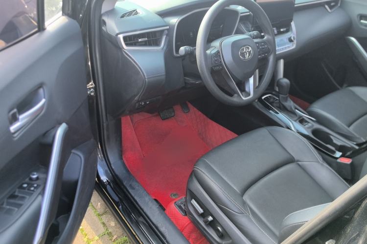 Used Toyota FRONTLANDER 2023 2.0L CVT Luxury Edition