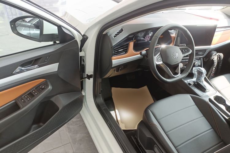 Used Volkswagen Bora 2025 Facelifted 200TSI DSG Yuexing Navigation Edition
