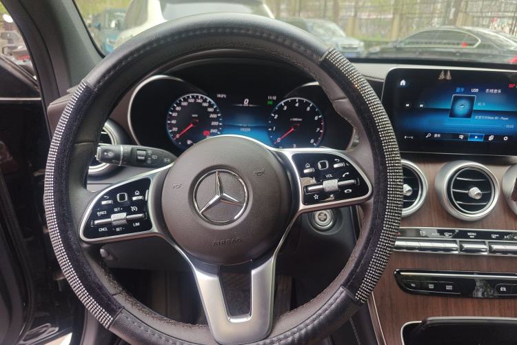Used Mercedes-Benz GLC 2021 GLC 300 L 4MATIC Dynamic Model Steering Wheel
