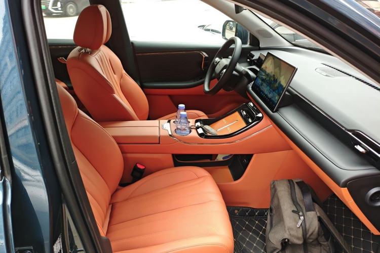 Used AION V 2024 Aion Tyrannosaurus 520 LiDAR Edition Right Front Seat