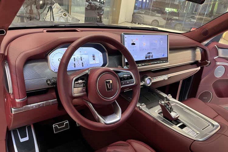 Used Tank 700 New Energy 2024 Hi4-T Extreme Edition Interior 4