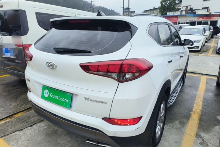 Used Hyundai Tucson 2015 1.6T Dual-Clutch Two-Wheel-Drive Smart Model Rear Right 45 Deg