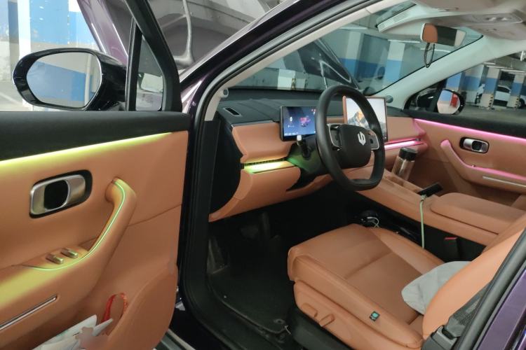 Used Leapmotor C16 2024 Range-Extended 200 Luxury Edition Driver Seat