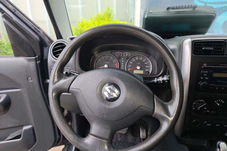 Used Suzuki Jimny 2011 1.3 AT Steering Wheel