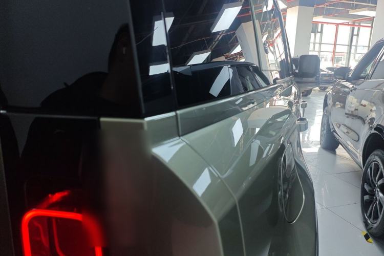 Used Land Rover Defender 2020 110 P400 HSE
