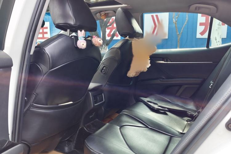 Used Toyota Camry 2023 2.0G Luxury Edition