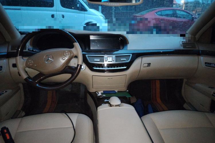 Used Mercedes-Benz S-Class 2010 S 300 L Luxury Model
