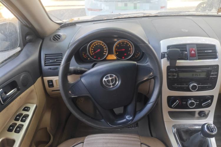 Used Brilliance H320 2012 1.5L Manual Comfort Edition
