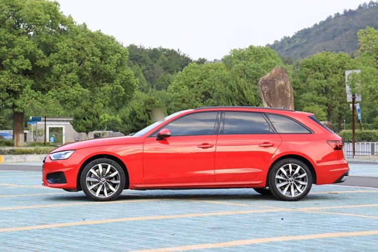 Used Audi A4 2021 Avant Avant-garde 40 TFSI Stylish and Elegant Model