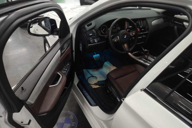 Used BMW X4 2016 xDrive20i M Sport Edition Interior 3