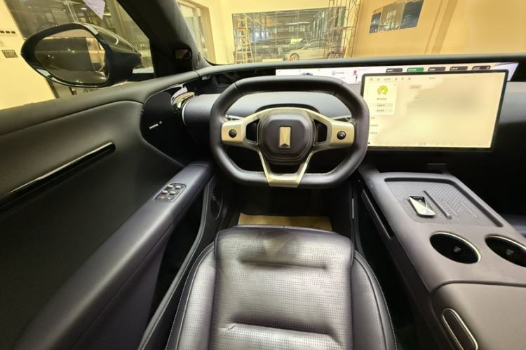 Used Avatr 07 2024 Max Extended-Range Edition Interior 6