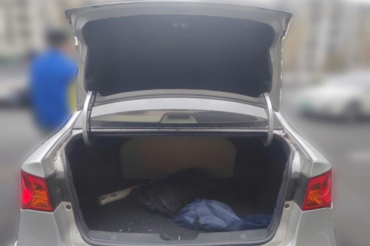 Used Roewe 350 2011 350S 1.5L Automatic Xunda Edition
