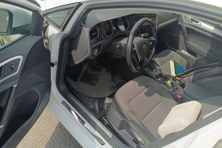 Used Volkswagen Golf Pure Electric 2020 Chari
