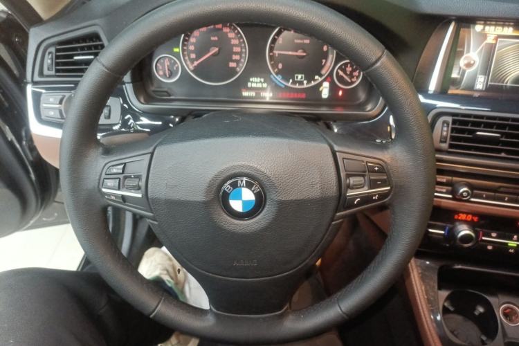 Used BMW 5 Series 2015 520i Elegant Edition Steering Wheel