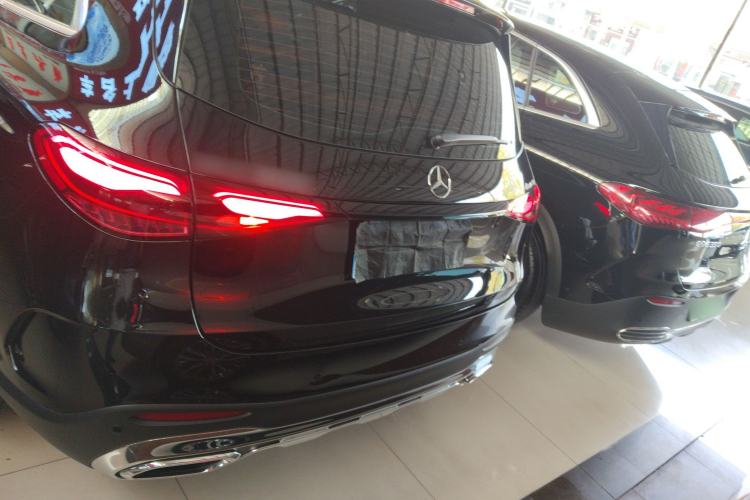 Used Mercedes-Benz GLC 2023 GLC 300 L 4MATIC Dynamic 7-Seater
