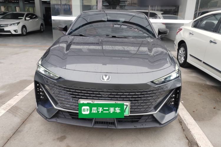 Used Changan UNI-V iDD 2023 ZhiDian iDD 1.5T 113km ZhiKu Model