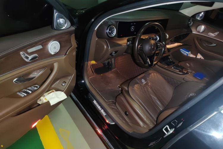 Used Mercedes-Benz E-Class 2023 E 260 L
