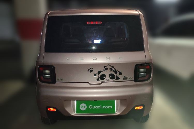 Used Geely Galaxy Panda 2024 Panda Mini 200km Endurance Bear
