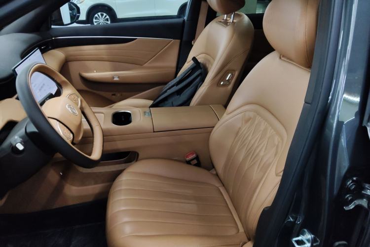 Used Dongfeng Aeolus L8 2025 Model 185KM Dream Edition
