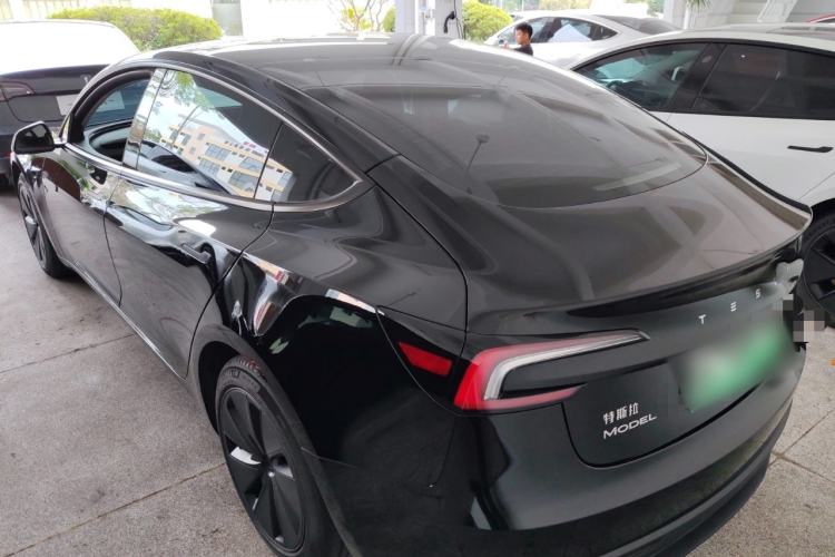 Used Tesla Model 3 2023 Rear-Wheel-Drive Version
