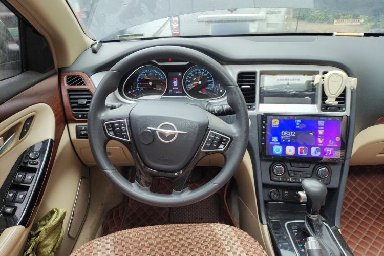 Used Haima M8 2017 1.8T Automatic Model