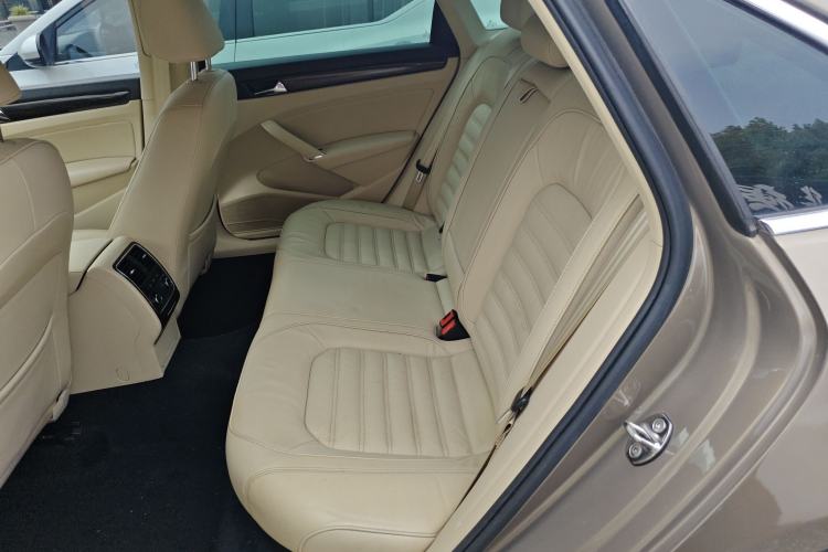 Used Volkswagen Passat 2015 1.8TSI DSG Prestige Edition
