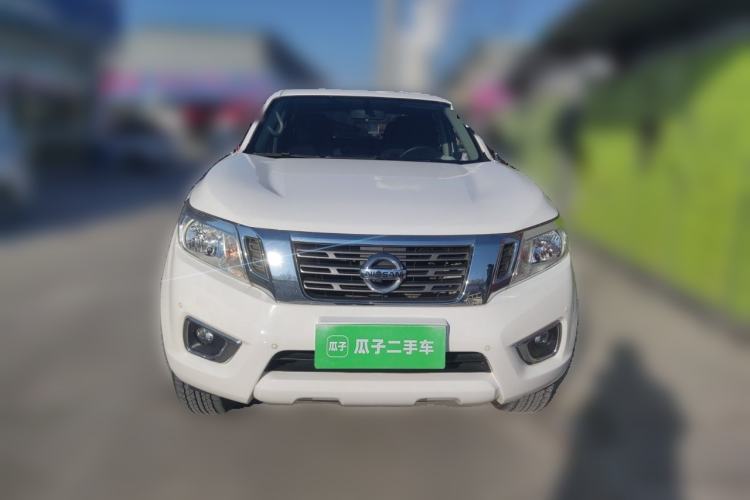 Used Nissan Navara 2017 2.5L Automatic 2WD Luxury Edition QR25
