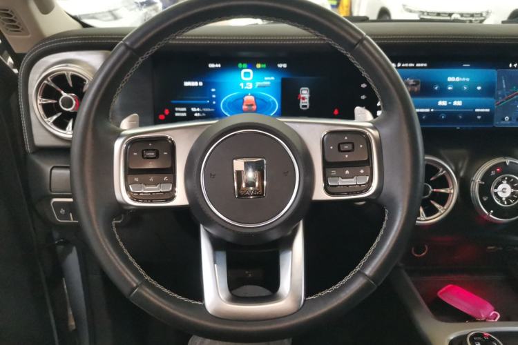 Used Tank 300 2021 City Edition 2.0T—Truly Stylish
