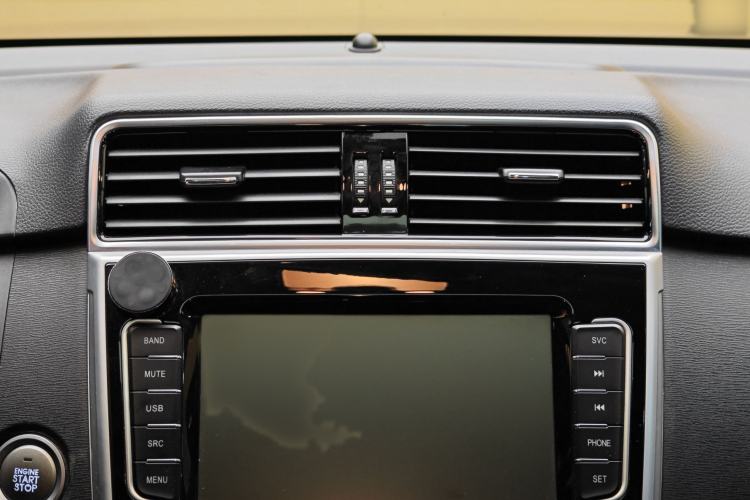 Used Haval M6 2019 1.5T DCT Two-Wheel Drive Elite Version China VI Standard