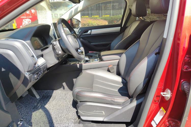 Used BYD Tang New Energy 2018 DM 2.0T All-Wheel Drive Smart Connectivity Luxury Model 7 Seats China V Emission Standard