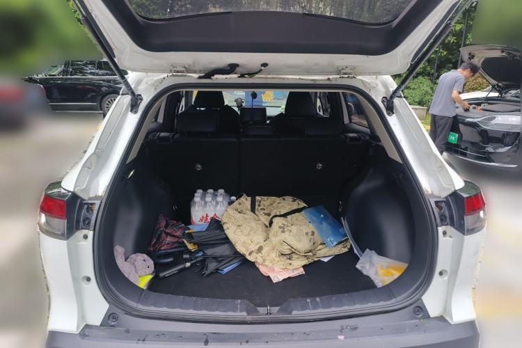 Used Toyota FRONTLANDER 2022 2.0L CVT Luxury Edition Trunk