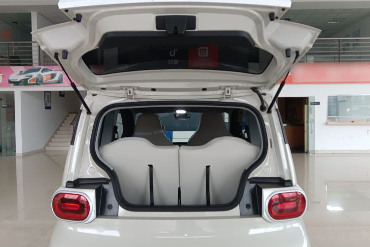 Used Wuling Hongguang MINIEV 2024 3rd Generation 215km Youth Edition
