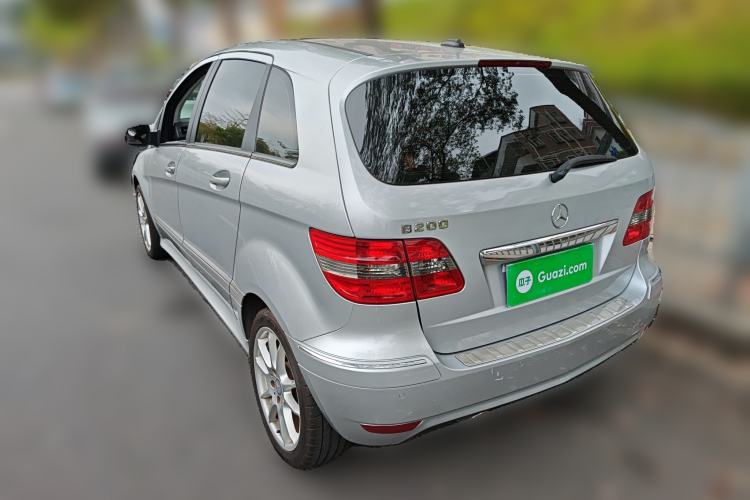 Used Mercedes-Benz B-Class 2009 B 200 Fashion Model Rear Left 45 Deg