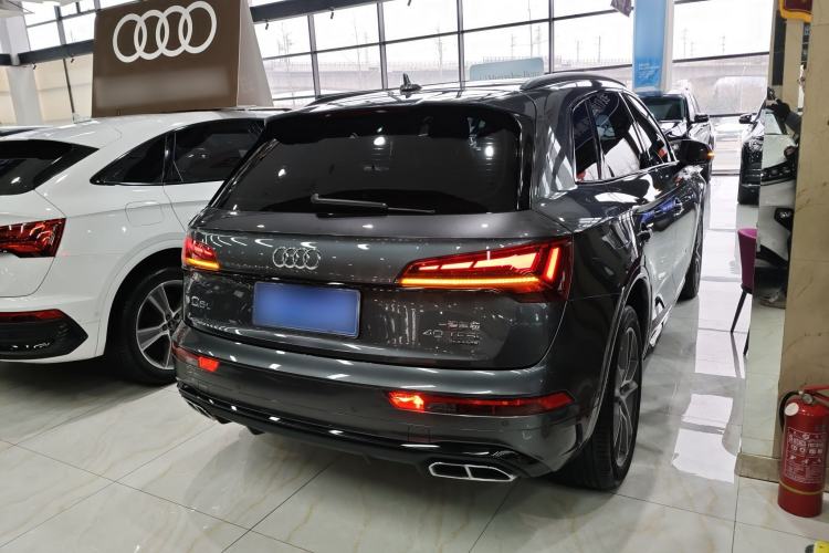 Used Audi Q5L 2021 40 TFSI Fashion Dynamic Model
