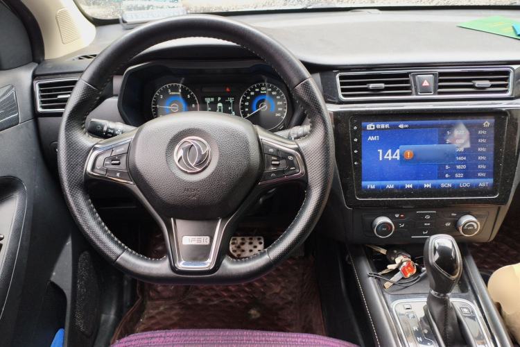 Used Dongfeng Fengon 580 2017 1.5T CVT Luxury Model Steering Wheel