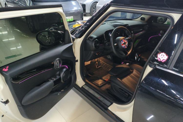 Used MINI MINI 2023 2.0T COOPER S Artist Five-Door Edition