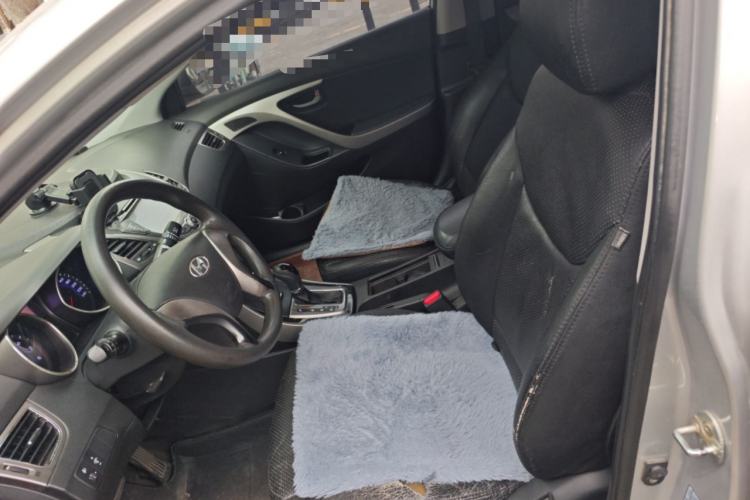 Used Hyundai Elantra (5th Generation / Langdong) 2012 1.6L Automatic Leading Model
