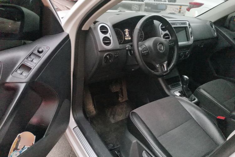 Used Volkswagen Tiguan 2016 300TSI Automatic All-Wheel Drive Fashion Vision Edition Driver Seat