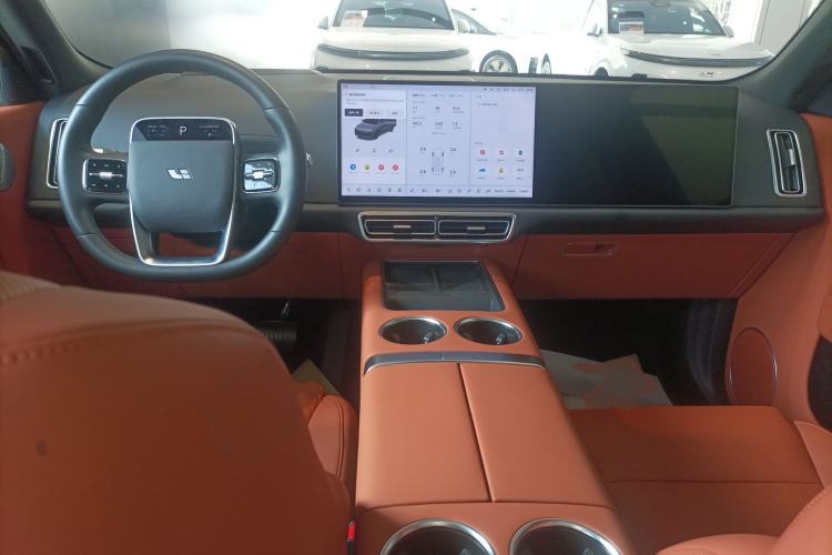 Used Li Auto L8 2025 Max Smart Refresh Edition Center Console