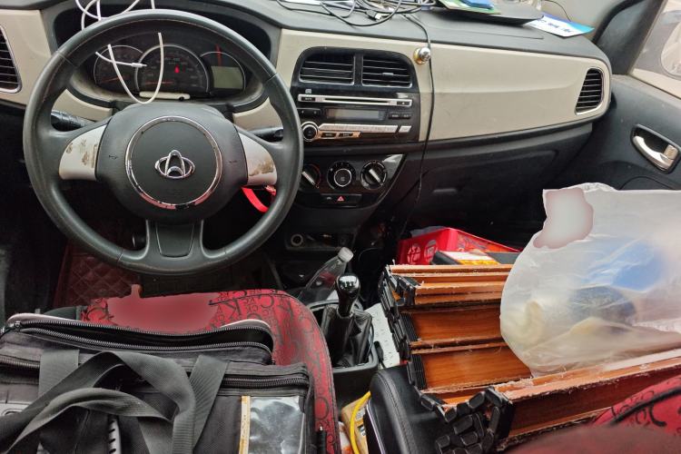 Used CHANGAN OSHAN Olisway 2014 X6 1.4L Manual Luxury Model
