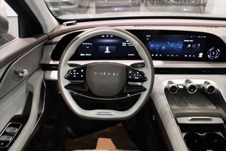 Used EXEED Stellar C-DM 2024 1.5T Long-Range Pro Steering Wheel