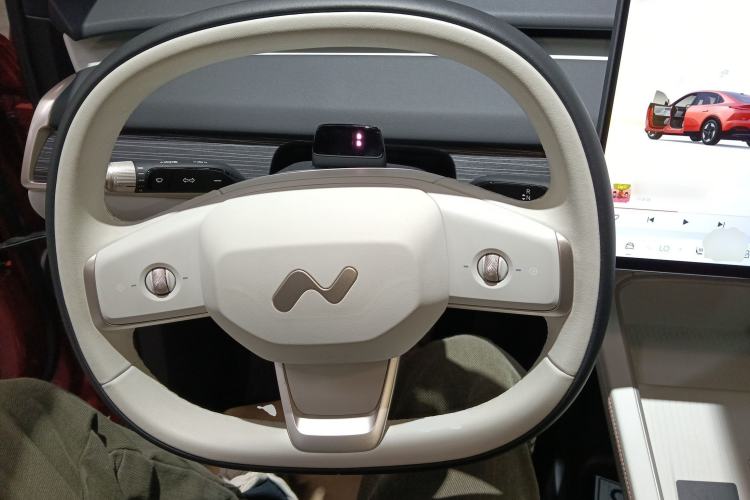 Used ONVO L60 2024 60 kWh Rear-Drive Version
