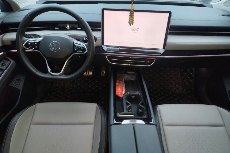 Used Volkswagen ID.7 VIZZION 2024 AIR model