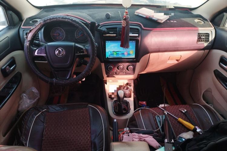 Used Dongfeng Fengon 370 2016 1.5L Manual Standard Edition SFG15-05 7 Seats
