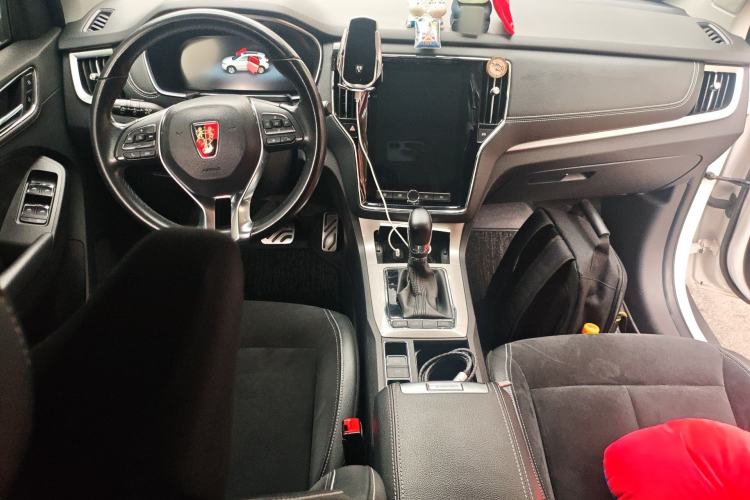 Used Roewe RX5 New Energy 2017 eRX5 50T Hybrid Connected Prestige Flagship Edition
