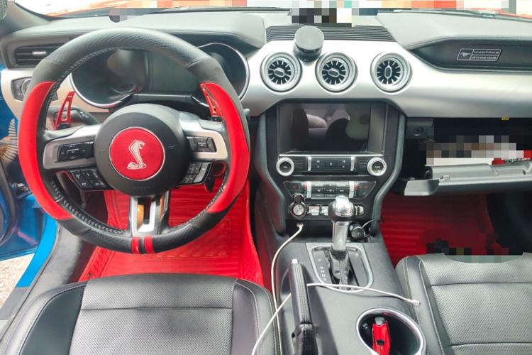 Used Ford Mustang 2019 2.3L EcoBoost Center Console