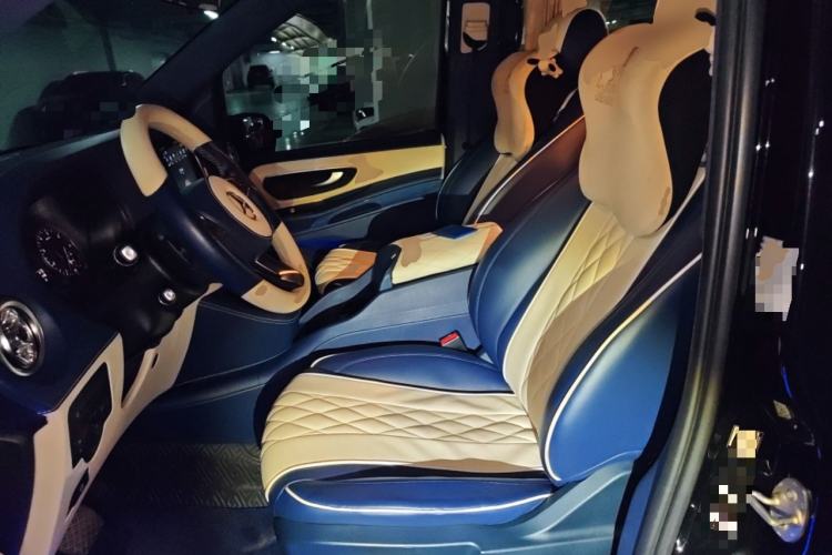 Used Mercedes-Benz Vito 2020 2.0T Business Version 7 Seats Left Front Seat