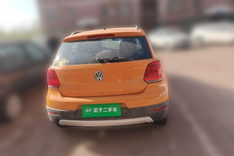 Used Volkswagen Polo 2012 1.6L Cross Polo MT
