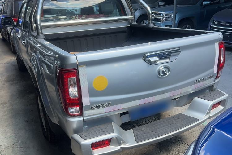 Used Great Wall Wingle 6 2014 2.0T Two-Wheel Drive Navigation Version 4D20B