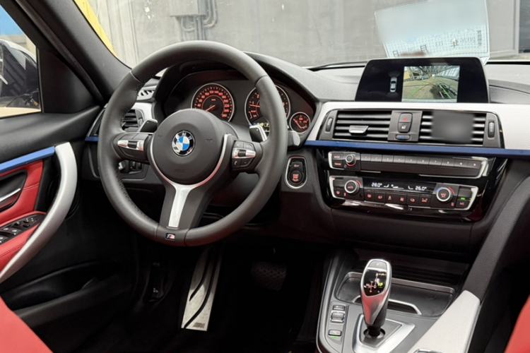 Used BMW 3 Series 2019 320i M Sport Package
